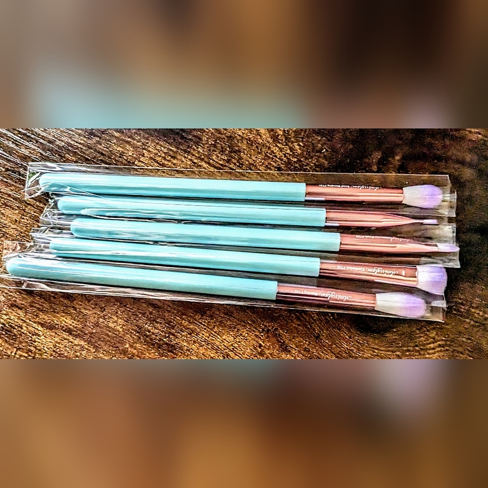 SLMISSGLAM Ombré Eye Brush Set - Picture 8 of 15